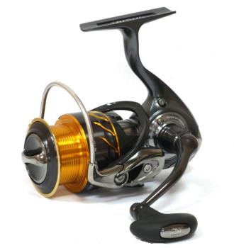 Катушка безынерц. Daiwa Certate-13 2500